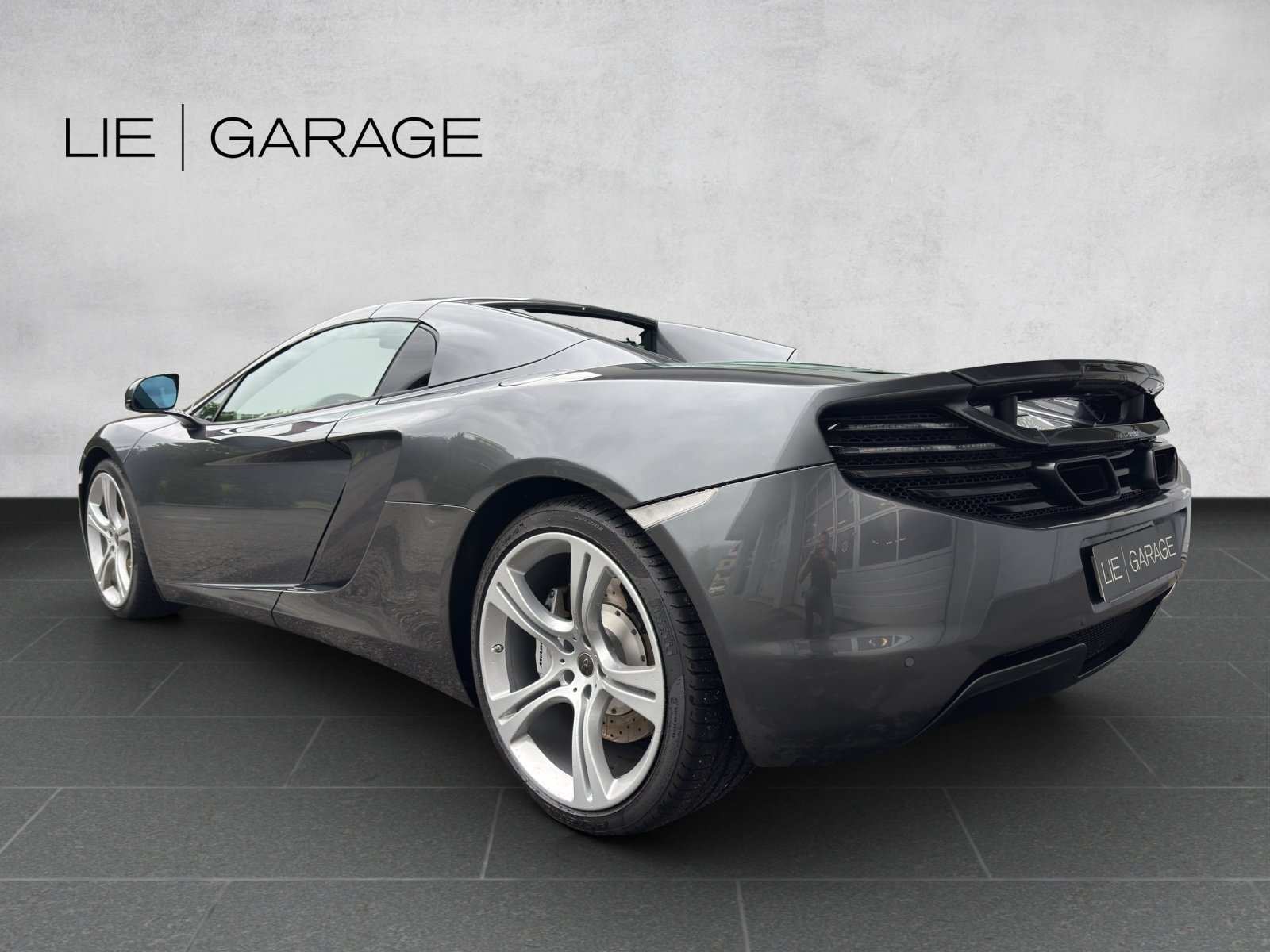 MCLAREN MP4-12C SPIDER, Petrol, Second hand / Used, Automatic - 3