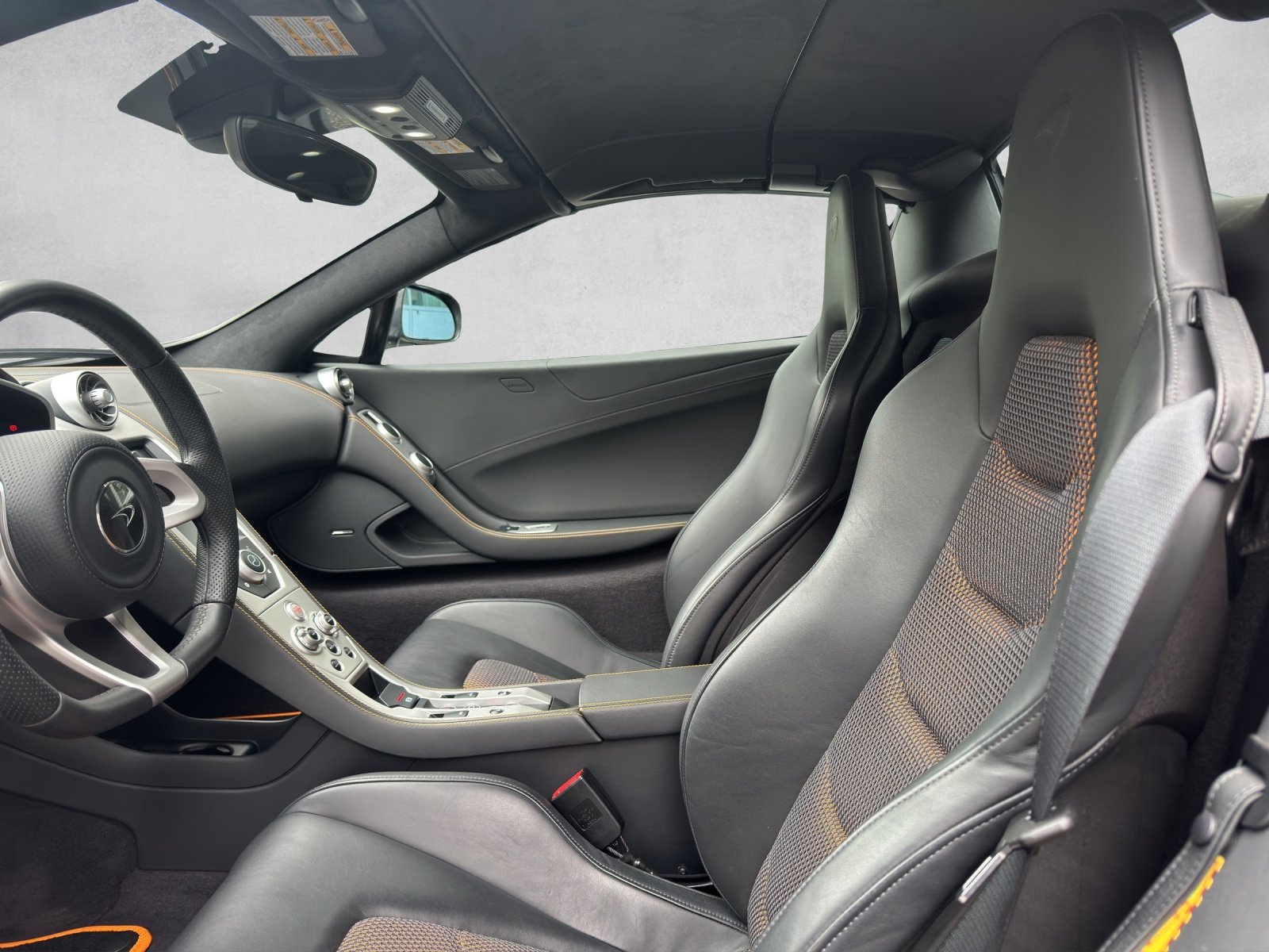 MCLAREN MP4-12C SPIDER, Petrol, Second hand / Used, Automatic - 6