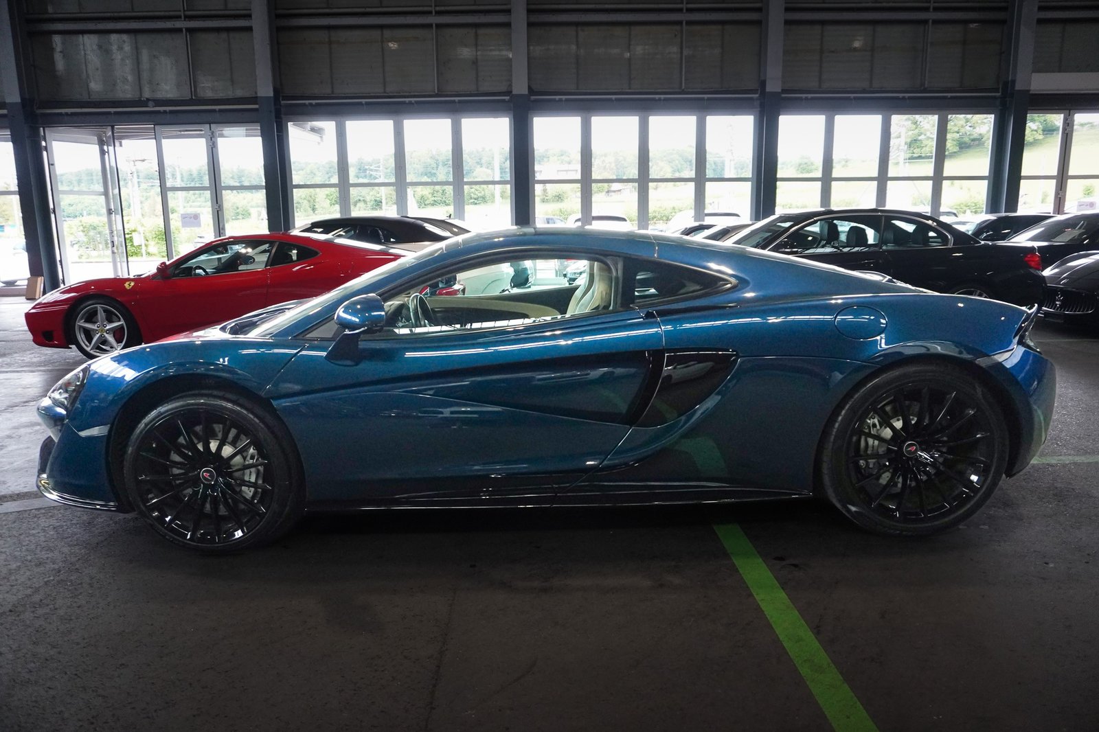 MCLAREN 570GT Coupé 3.8 V8 SSG, Petrol, Second hand / Used, Automatic - 2