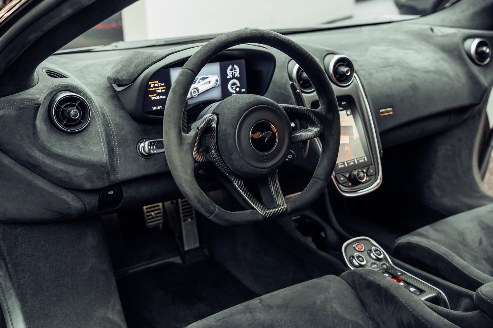 MCLAREN 600LT Coupé 3.8 V8 SSG Chicane Effect, Essence, Occasion / Utilisé, Automatique - 5