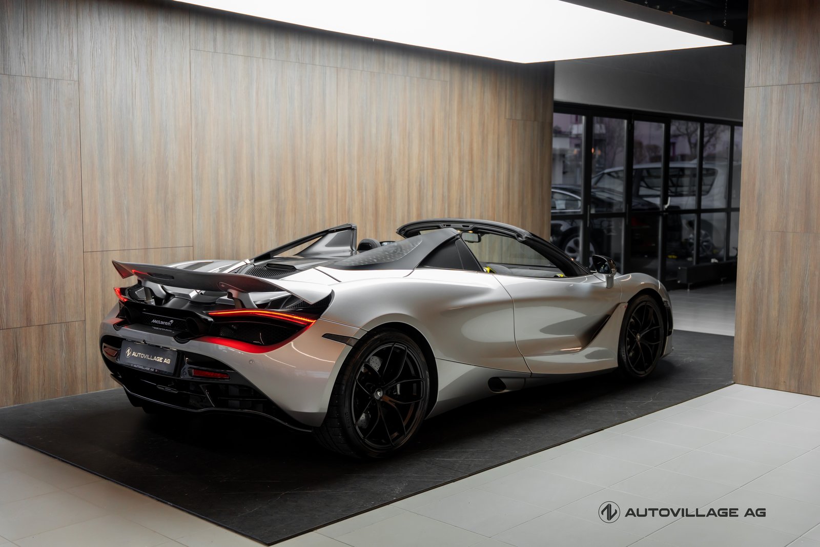 MCLAREN 720S Spider Performance 4.0 V8 SSG, Benzin, Occasion / Gebraucht, Automatik - 3