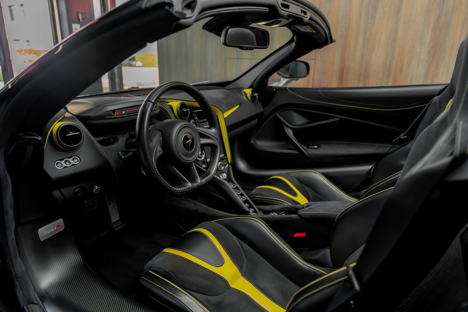 MCLAREN 720S Spider Performance 4.0 V8 SSG, Benzin, Occasion / Gebraucht, Automatik - 7