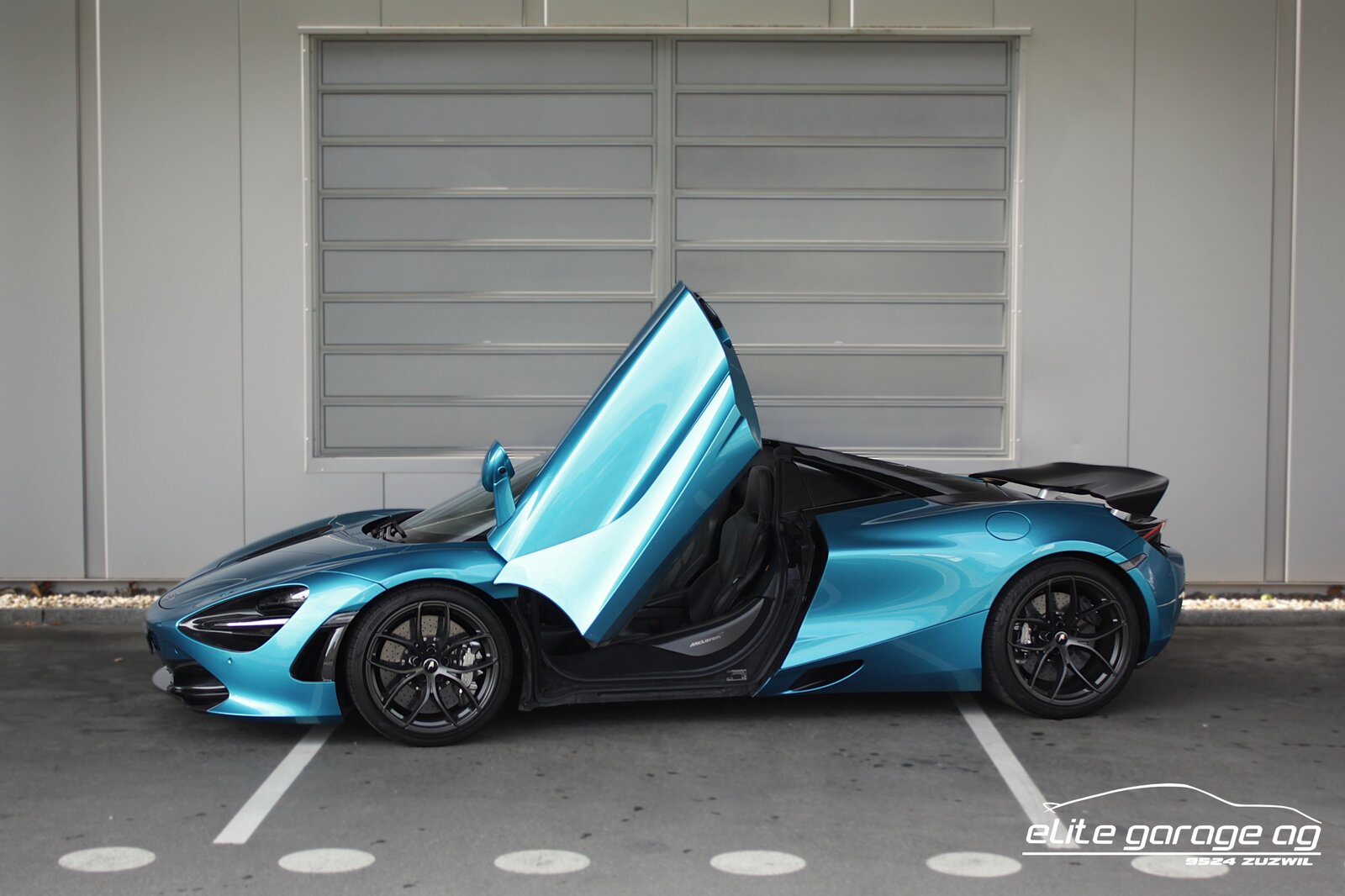 MCLAREN 720S Spider Luxury 4.0 V8 SSG ELITE PAINT BELIZE BLUE, Benzin, Occasion / Gebraucht, Automatik - 2