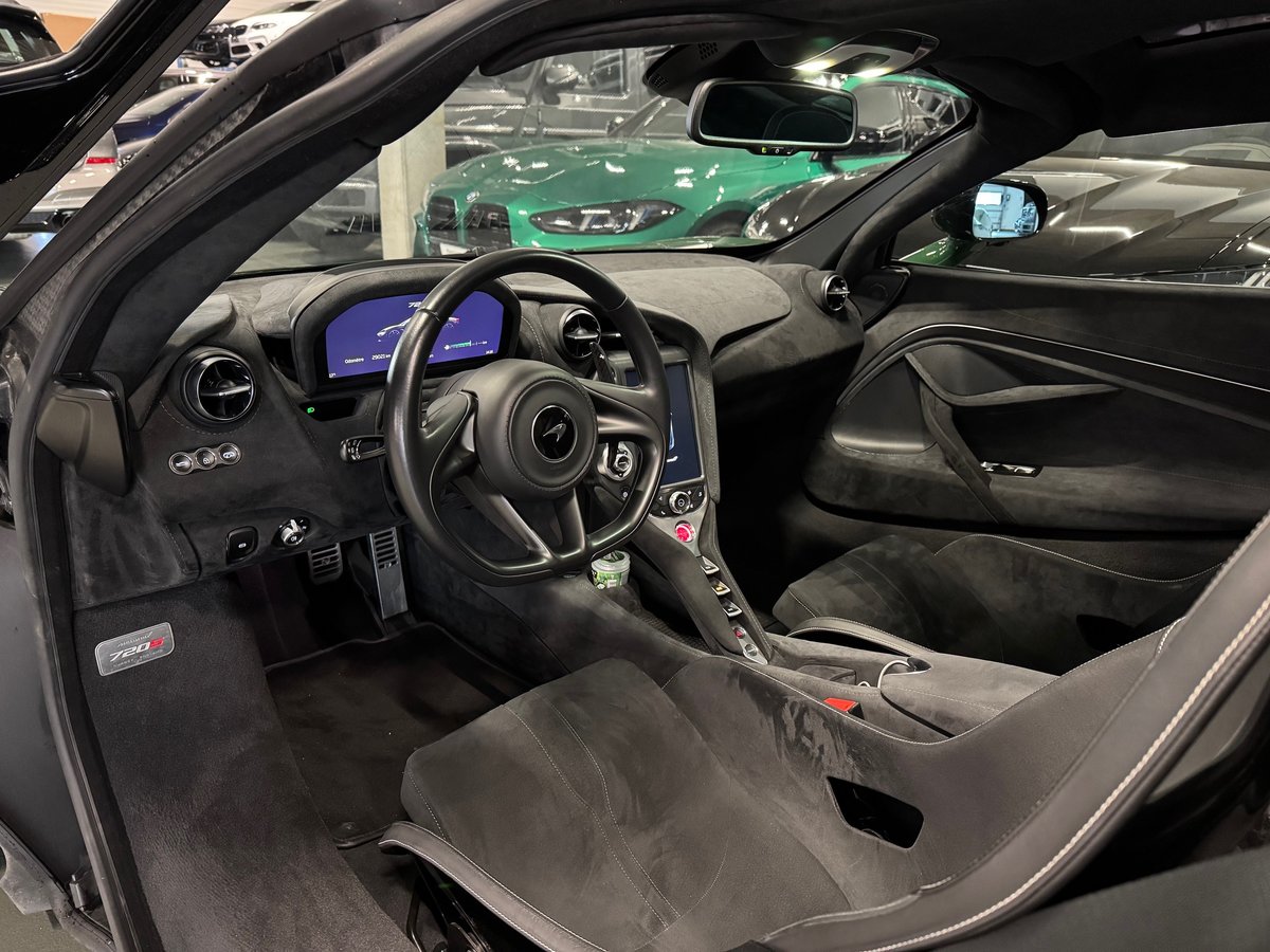 MCLAREN 720S Coupé Performance 4.0 V8 SSG, Benzin, Occasion / Gebraucht, Automatik - 7