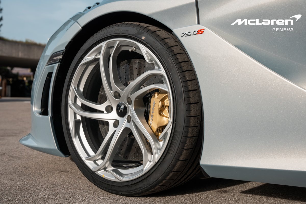 MCLAREN 750S Spider Elite Paint, Petrol, New car, Automatic - 4