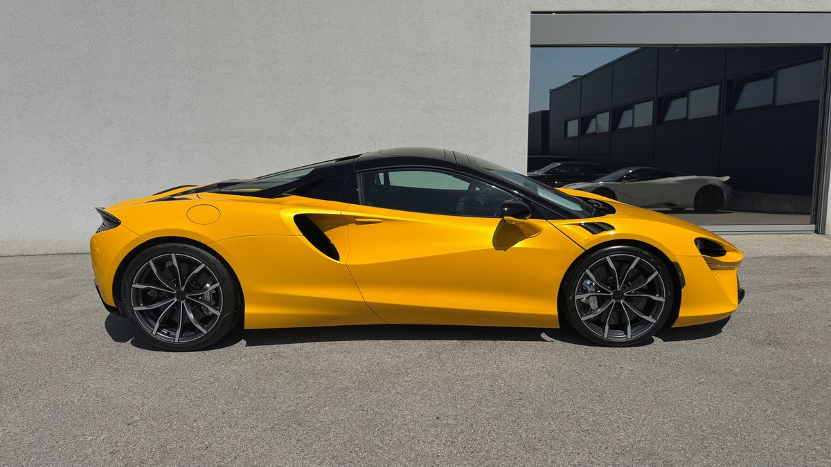 MCLAREN Artura Spider Performance, Petrol, New car, Automatic - 4