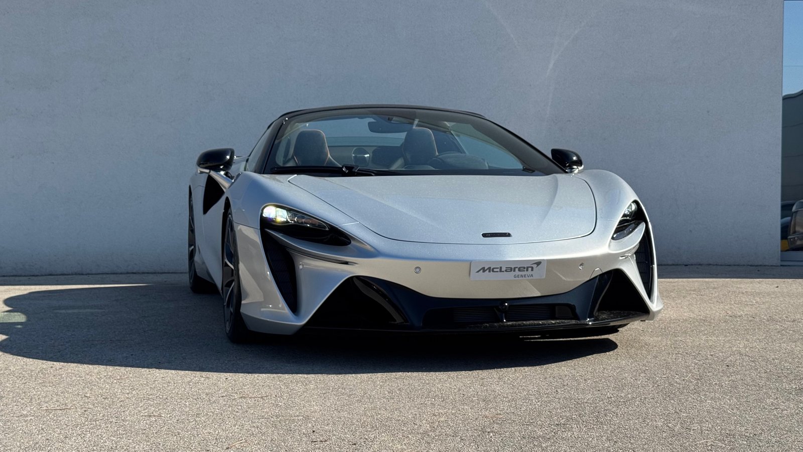 MCLAREN Artura Spider
