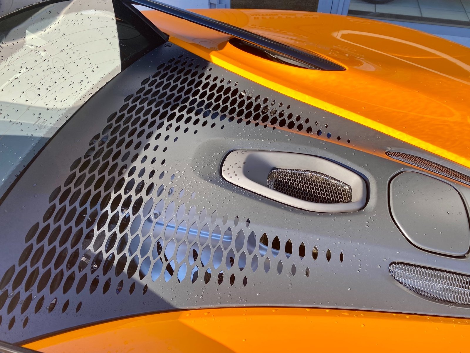 MCLAREN ARTURA 3.0 V6, Hybride Integrale Benzina/Elettrica, Occasioni / Usate, Automatico - 7