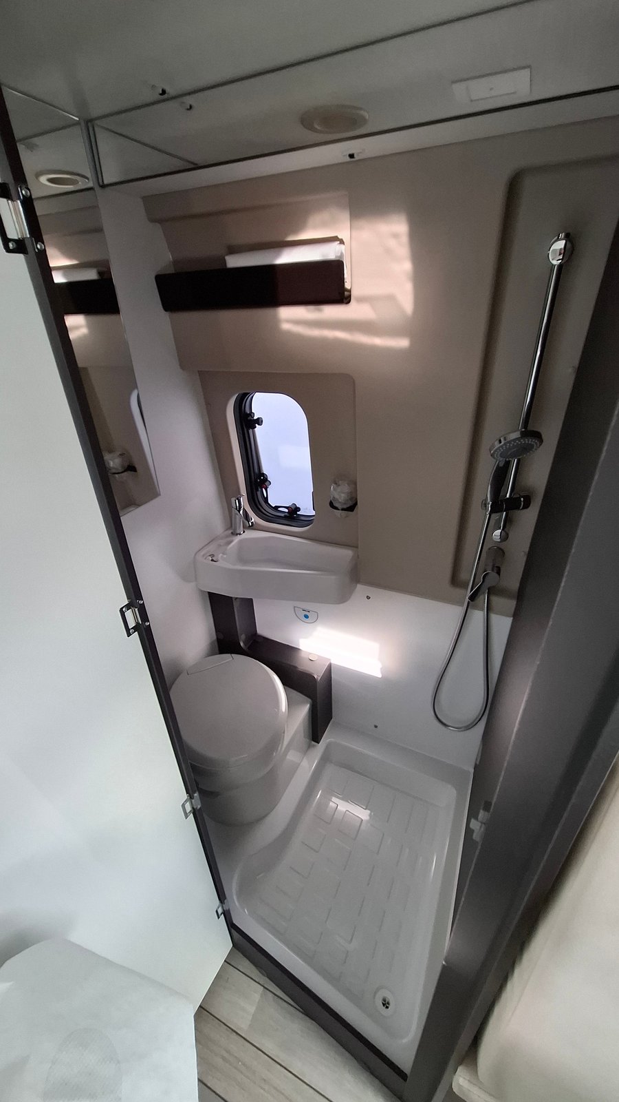 MCLOUIS Menfys 3 25 EDITION, Diesel, Auto nuove, Automatico - 7