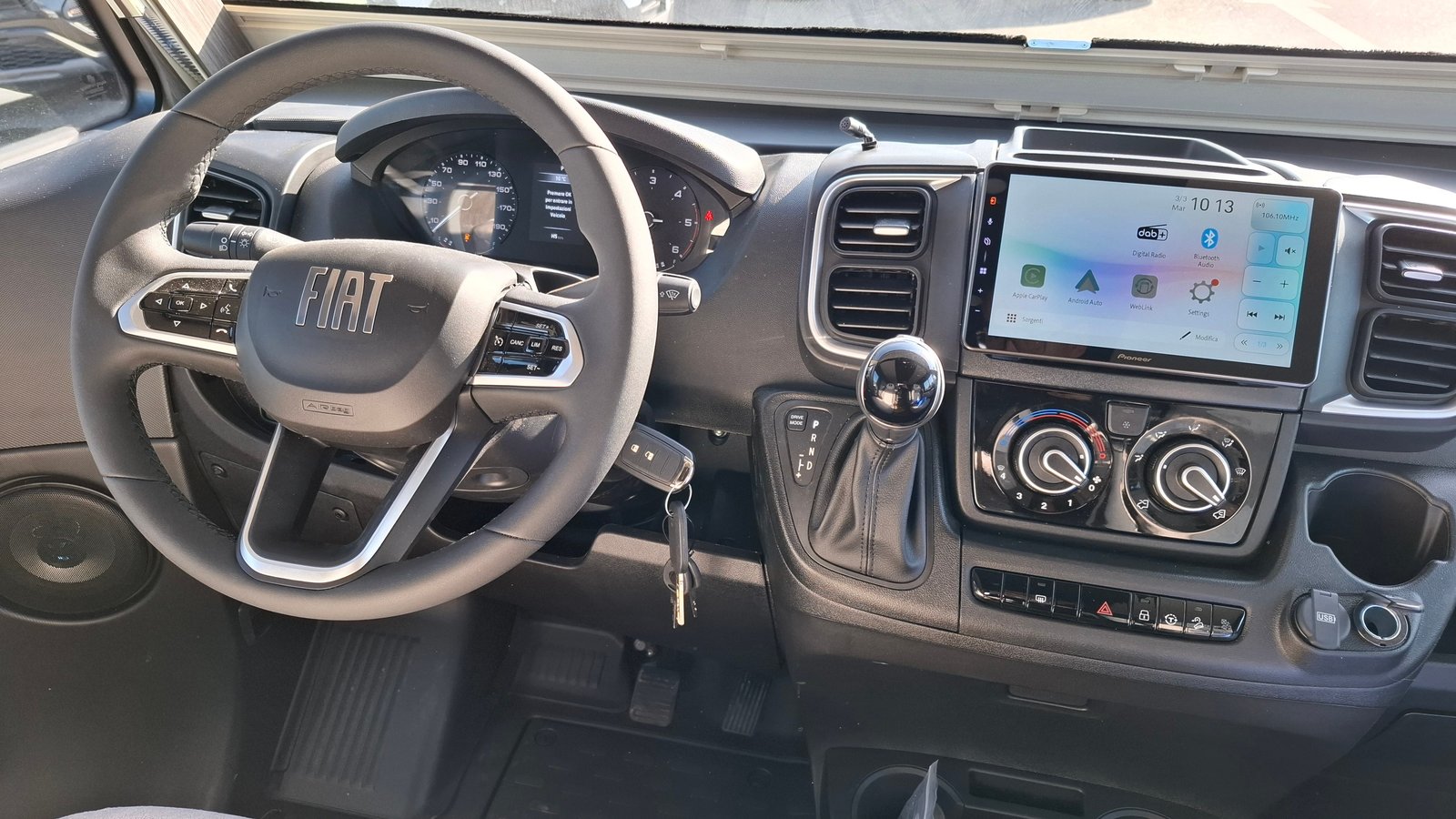 MCLOUIS Nevis 881 25 Edition, Diesel, Neuwagen, Automatik - 4