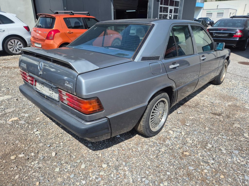 MERCEDES-BENZ 190 E 2.3, Petrol, Second hand / Used, Automatic - 5
