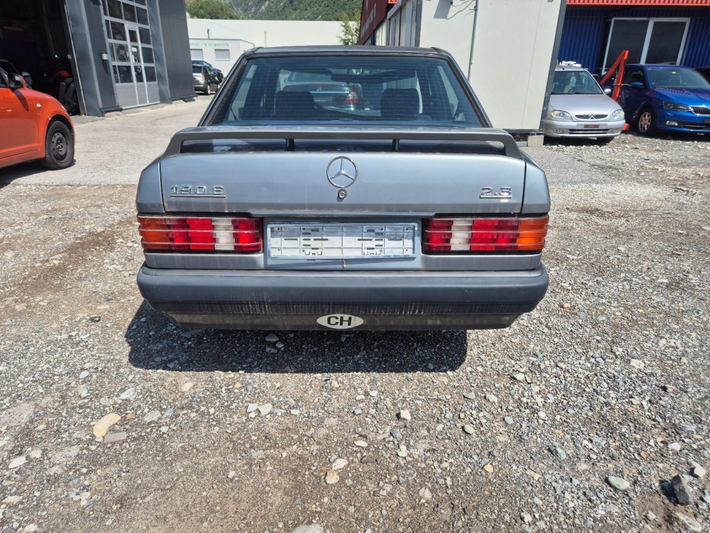 MERCEDES-BENZ 190 E 2.3, Petrol, Second hand / Used, Automatic - 4