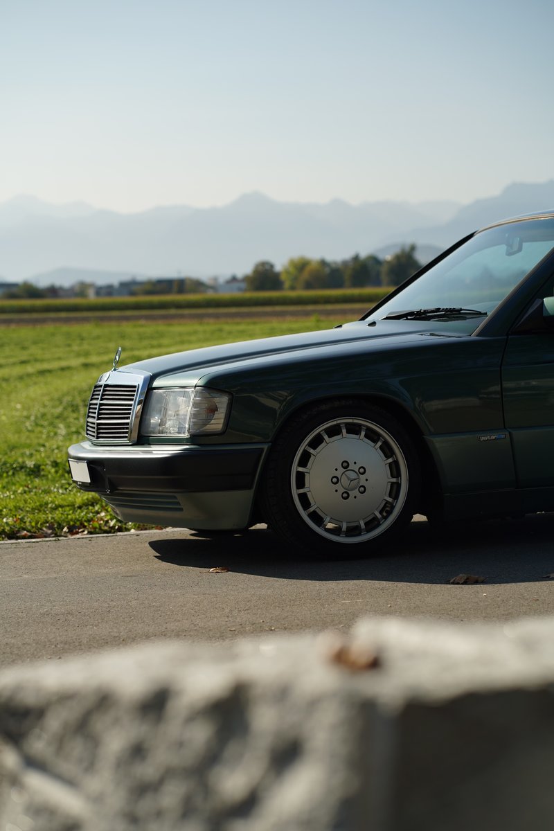 MERCEDES-BENZ 190 E 1.8 Avantgarde, Essence, Occasion / Utilisé, Manuelle - 2