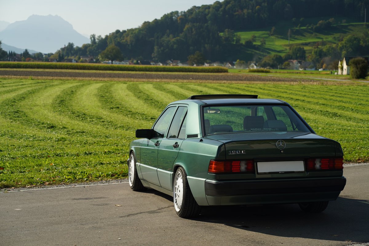 MERCEDES-BENZ 190 E 1.8 Avantgarde, Essence, Occasion / Utilisé, Manuelle - 4