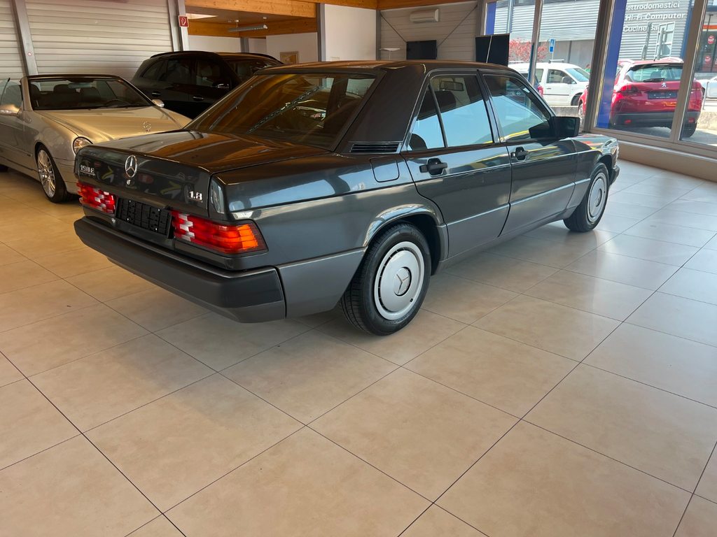 MERCEDES-BENZ W201 190 E 1.8, Essence, Occasion / Utilisé, Automatique - 4