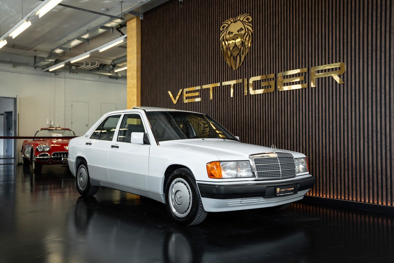 MERCEDES-BENZ 190 E 2.0