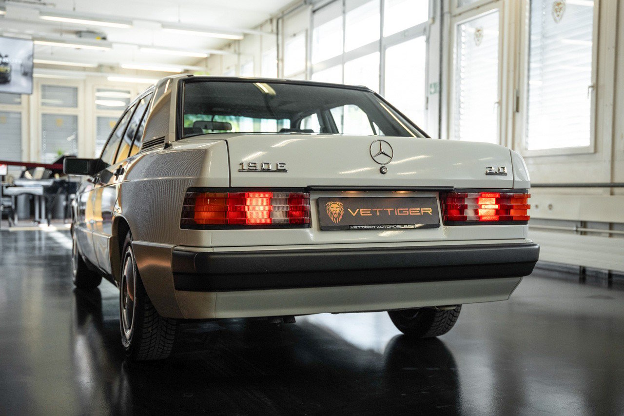 MERCEDES-BENZ 190 E 2.0, Benzin, Occasion / Gebraucht, Automatik - 4