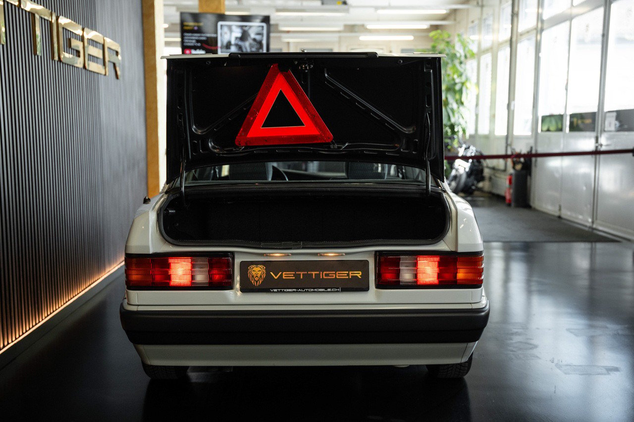 MERCEDES-BENZ 190 E 2.0, Benzin, Occasion / Gebraucht, Automatik - 6