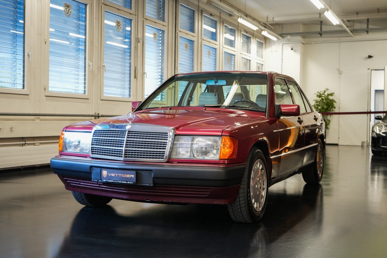MERCEDES-BENZ 190 E 2.6, Essence, Occasion / Utilisé, Automatique - 3