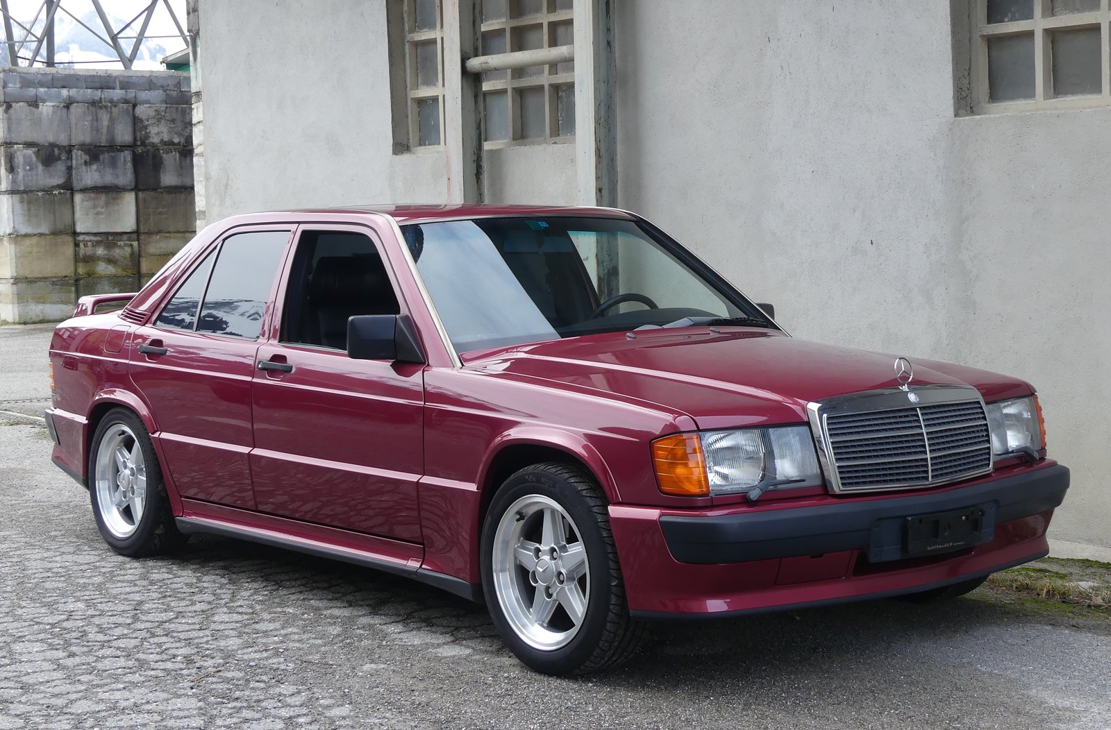 MERCEDES-BENZ 190 E 2.5-16 ABS, Benzin, Oldtimer, Handschaltung - 2