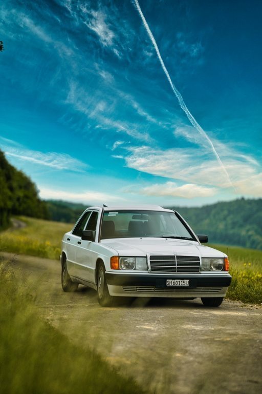 MERCEDES-BENZ 190E 2.6