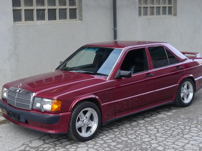 MERCEDES-BENZ 190 E 2.5-16 ABS, Essence, Voiture de collection, Manuelle