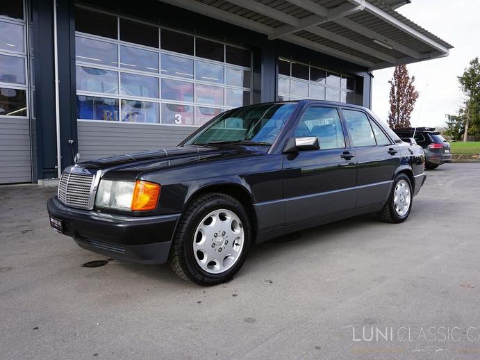 MERCEDES-BENZ 190 E 2.3, Benzin, Oldtimer, Handschaltung