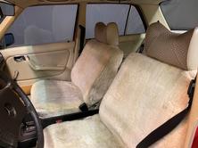 MERCEDES-BENZ 200, Petrol, Second hand / Used - 4