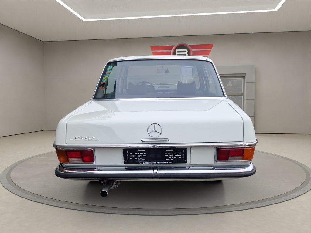 MERCEDES-BENZ 200, Essence, Occasion / Utilisé, Automatique - 5
