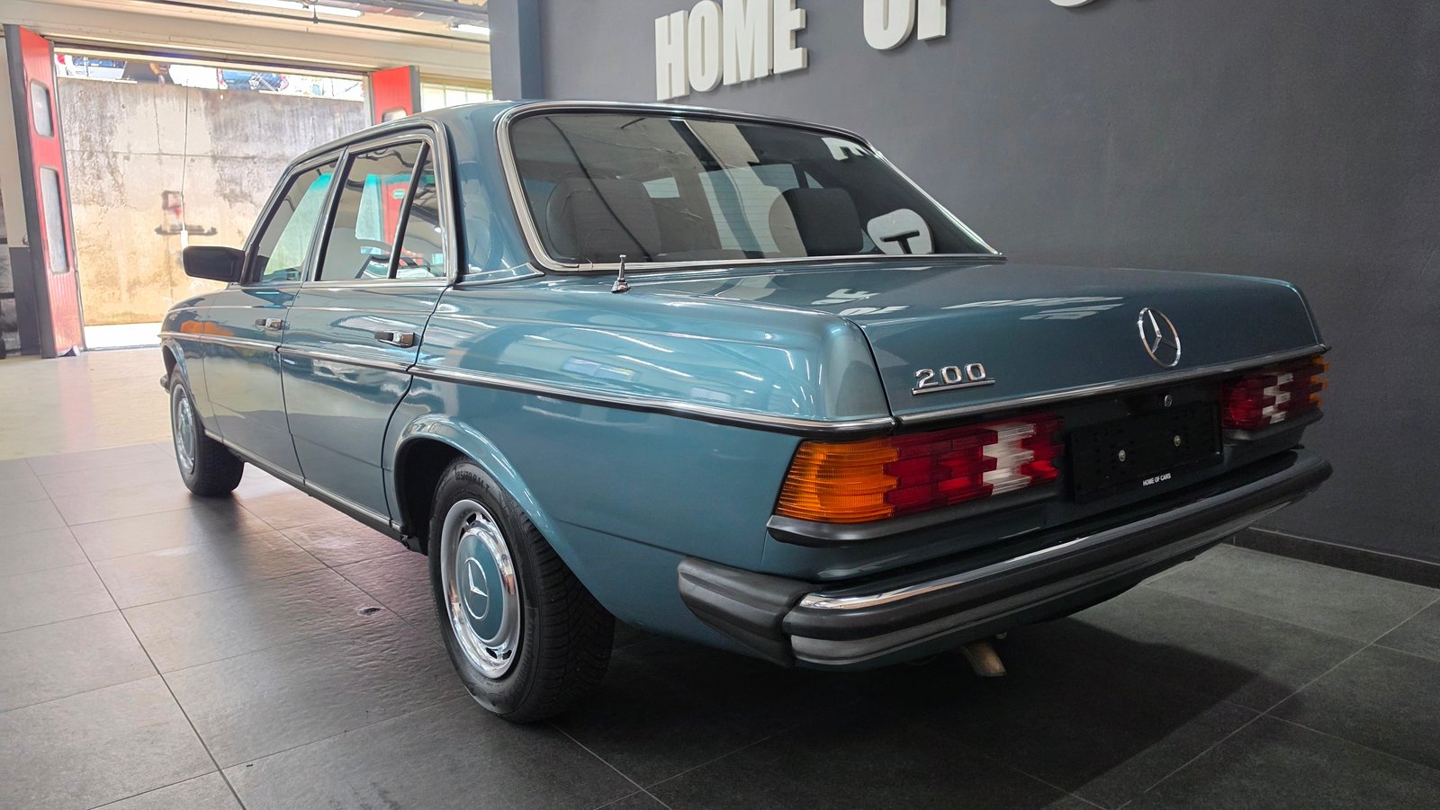 MERCEDES-BENZ 200 Automatic Veteran, Benzin, Occasion / Gebraucht, Automatik - 6