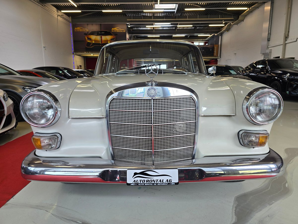 MERCEDES-BENZ 200, Essence, Voiture de collection, Manuelle - 4