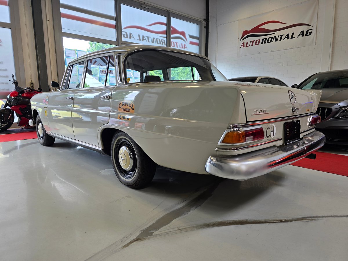 MERCEDES-BENZ 200, Essence, Voiture de collection, Manuelle - 6