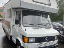 MERCEDES-BENZ 208, Petrol, Second hand / Used, Manual - 2