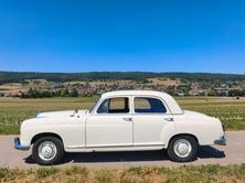 MERCEDES-BENZ 219, Essence, Voiture de collection, Manuelle - 3