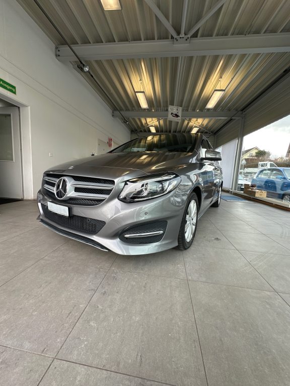 MERCEDES-BENZ T-CLASS B 220 CDI Urban