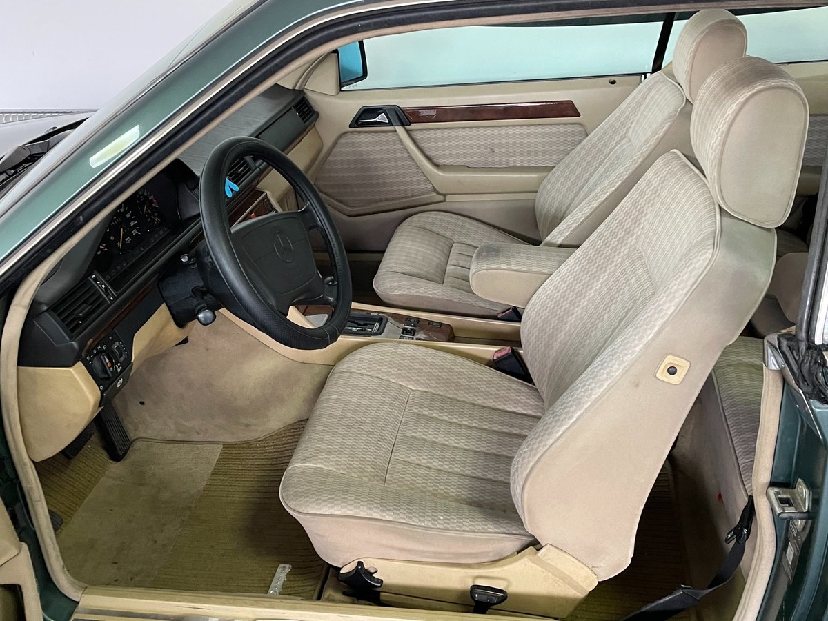MERCEDES-BENZ 230 CE, Benzina, Occasioni / Usate, Automatico - 4