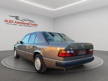 MERCEDES-BENZ 230 E *Sehr guter Zustand*, Benzina, Occasioni / Usate, Automatico - 4