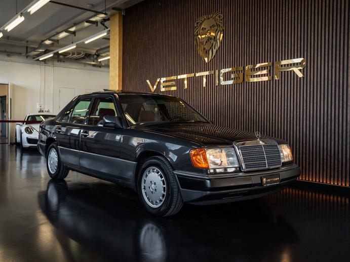 MERCEDES-BENZ 230 E, Benzin, Occasion / Gebraucht, Automatik
