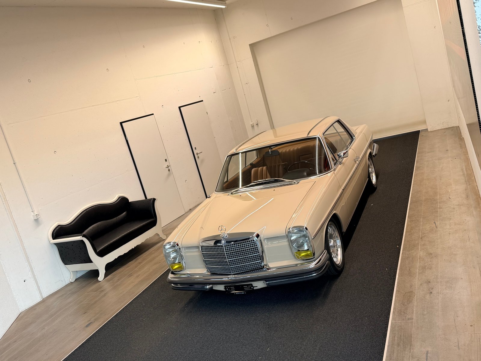 MERCEDES-BENZ 250 CE Coupé, Petrol, Second hand / Used, Automatic - 3