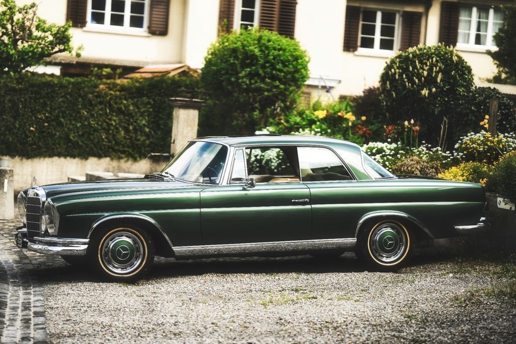 MERCEDES-BENZ 250 SE/C
