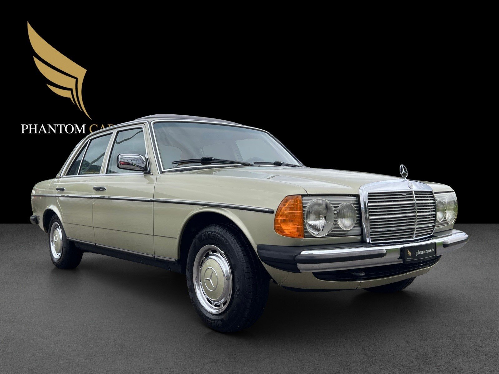 MERCEDES-BENZ W123 VETERAN, Essence, Voiture de collection, Automatique - 2