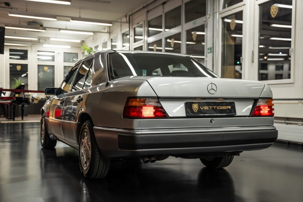 MERCEDES-BENZ 260 E, Essence, Occasion / Utilisé, Automatique - 4
