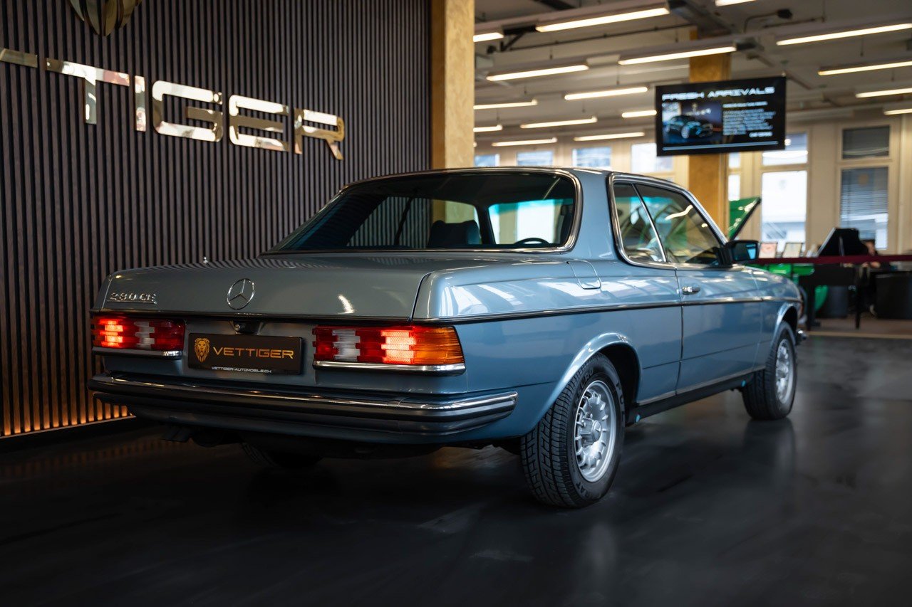 MERCEDES-BENZ 280 CE Automatic, Petrol, Second hand / Used, Automatic - 6