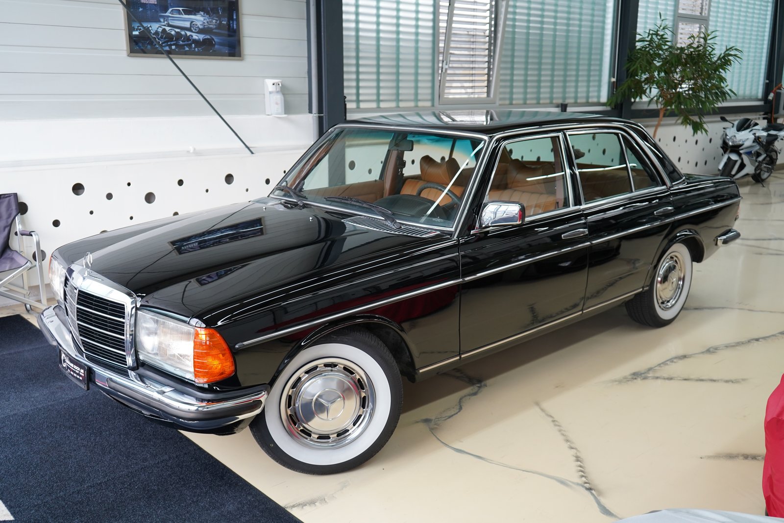 MERCEDES-BENZ 280 E Automatic, Petrol, Second hand / Used, Automatic - 3