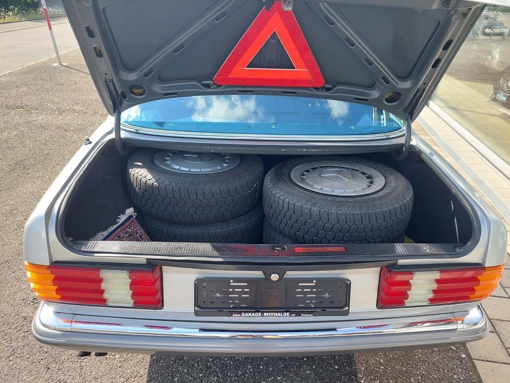 MERCEDES-BENZ 280 SE, Essence, Voiture de collection, Automatique - 5