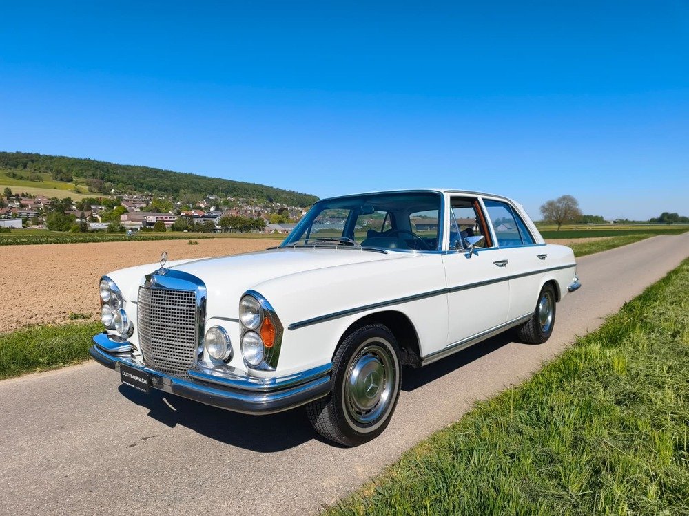 MERCEDES-BENZ 280 SE 3.5