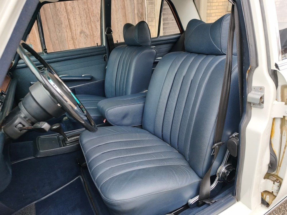 MERCEDES-BENZ 280 SE 3.5, Essence, Voiture de collection, Automatique - 5