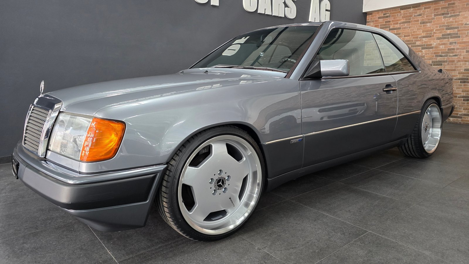 MERCEDES-BENZ 300 CE-24 Sportline, Benzin, Occasion / Gebraucht, Handschaltung - 4