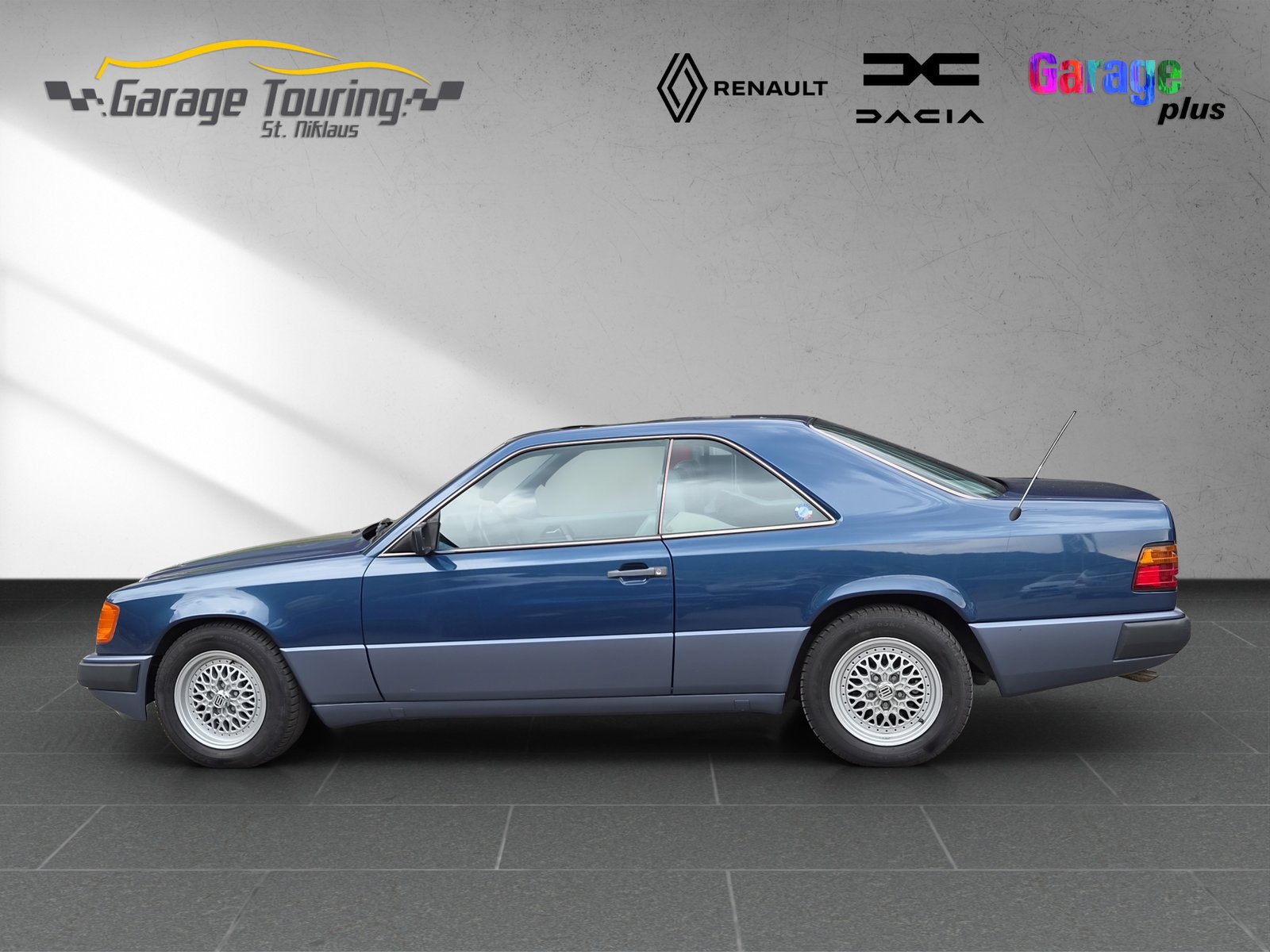 MERCEDES-BENZ 300 CE, Essence, Occasion / Utilisé, Automatique - 3