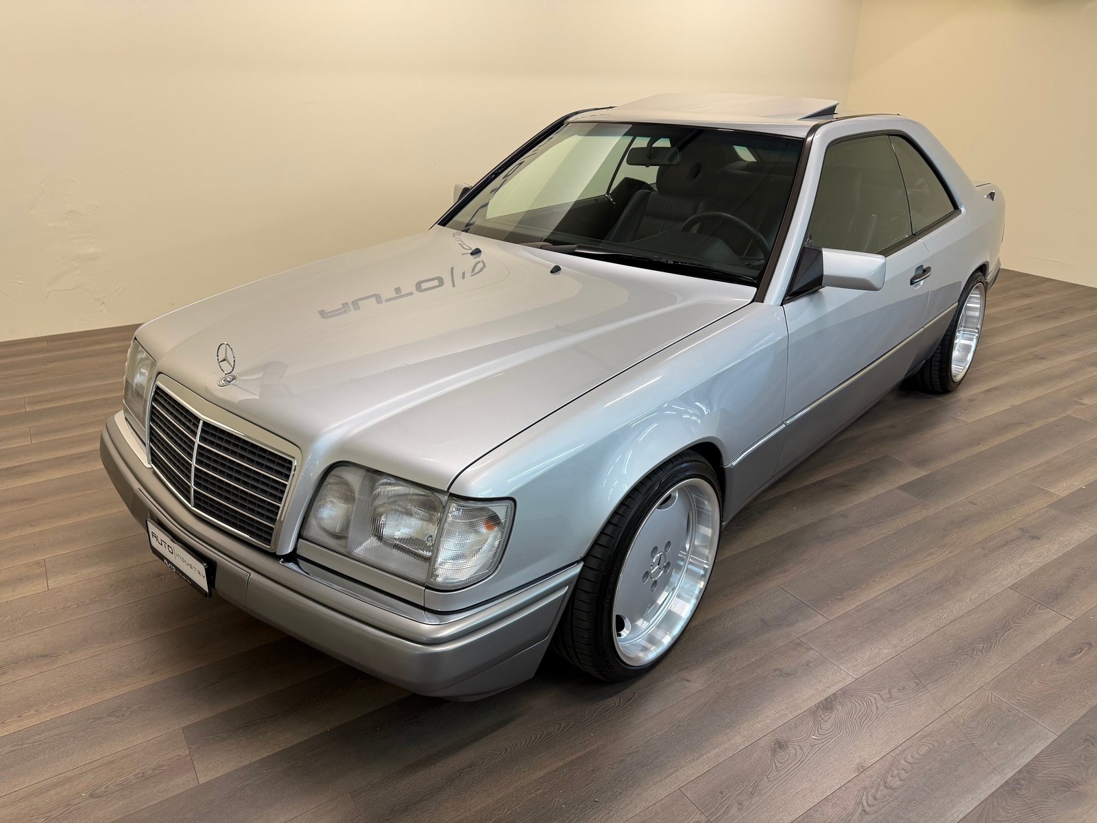 MERCEDES-BENZ 300 CE, Benzin, Occasion / Gebraucht, Automatik - 2